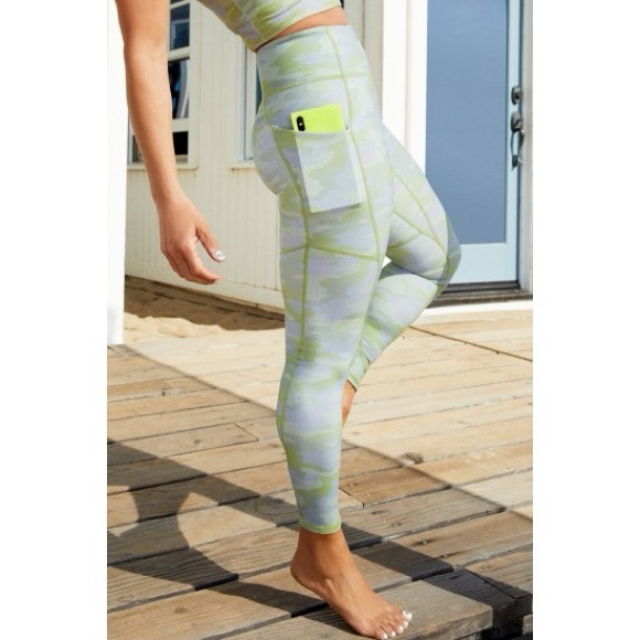 Fabletics || NWOT Motion365® High-Waisted 7/8 Legging (S) - Picture 5 of 9